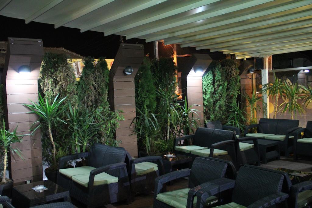 Enigma Pension Târgu Jiu Exterior foto