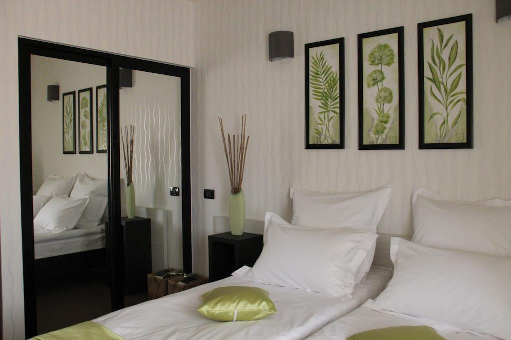 Enigma Pension Târgu Jiu Quarto foto